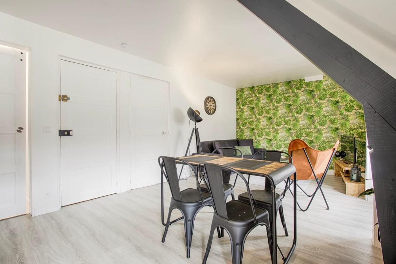 La Casa Centra Charm At Falaise'S Downtown Apartment Falaise  Luaran gambar
