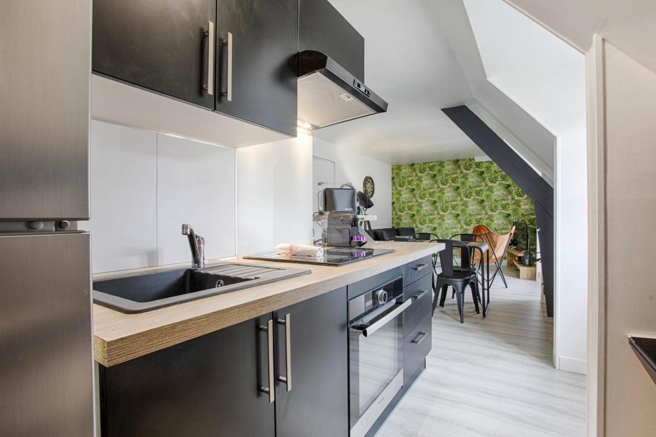 La Casa Centra Charm At Falaise'S Downtown Apartment Falaise  Luaran gambar